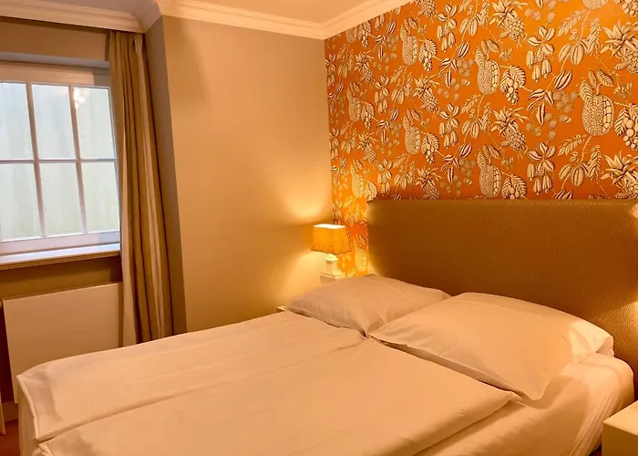 Beachhouse Seaside 3 *